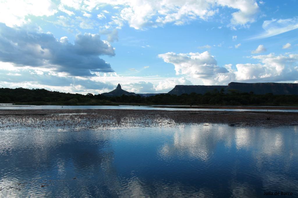 Pousada Sertao Veredas Hotel Sao Domingos de Goias Buitenkant foto