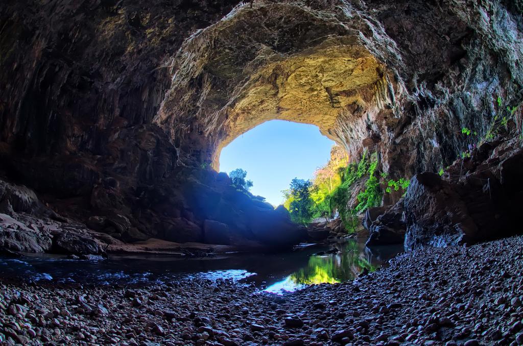 Pousada Sertao Veredas Hotel Sao Domingos de Goias Buitenkant foto