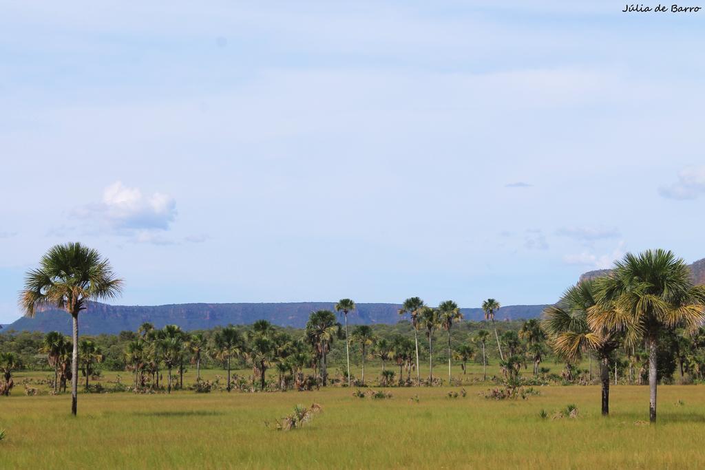 Pousada Sertao Veredas Hotel Sao Domingos de Goias Buitenkant foto