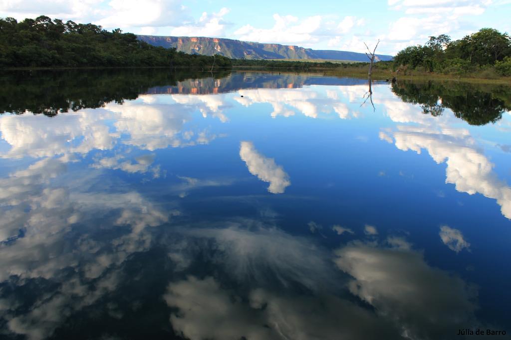 Pousada Sertao Veredas Hotel Sao Domingos de Goias Buitenkant foto