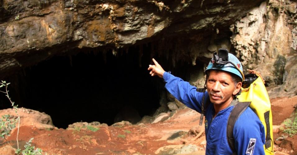 Pousada Sertao Veredas Hotel Sao Domingos de Goias Buitenkant foto